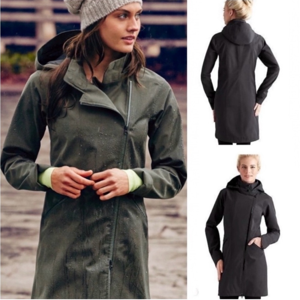 Athleta Women’s Wetland Trench Hooded Jacket in grey. Women’s size small.